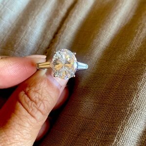 Costume Jewelry Diamond Ring with Baguettes